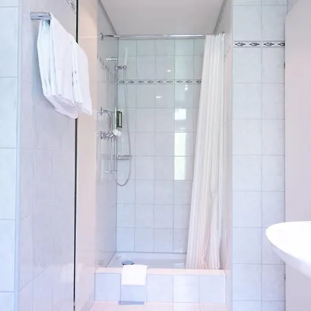 Hotel Royal Luzern Room photo